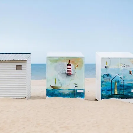 Casa vacanze In Near Sint-andre Beach, Cleaning Included *